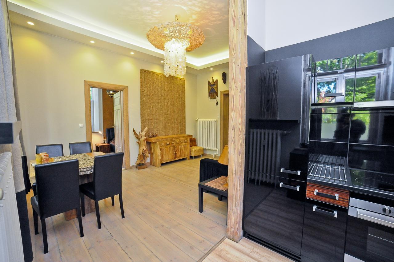 Africana By Grand Apartment *
