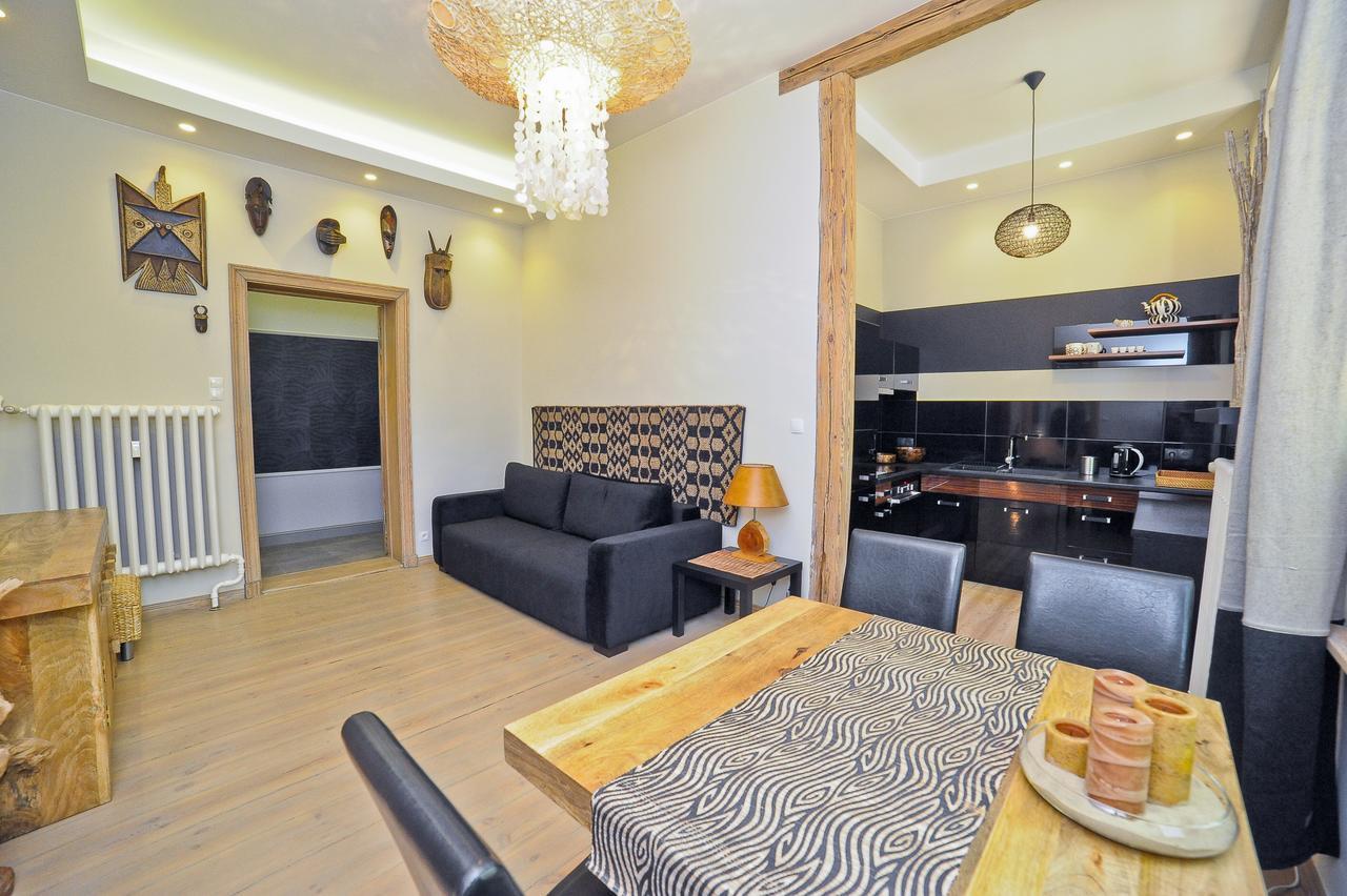 Africana By Grand Apartment
