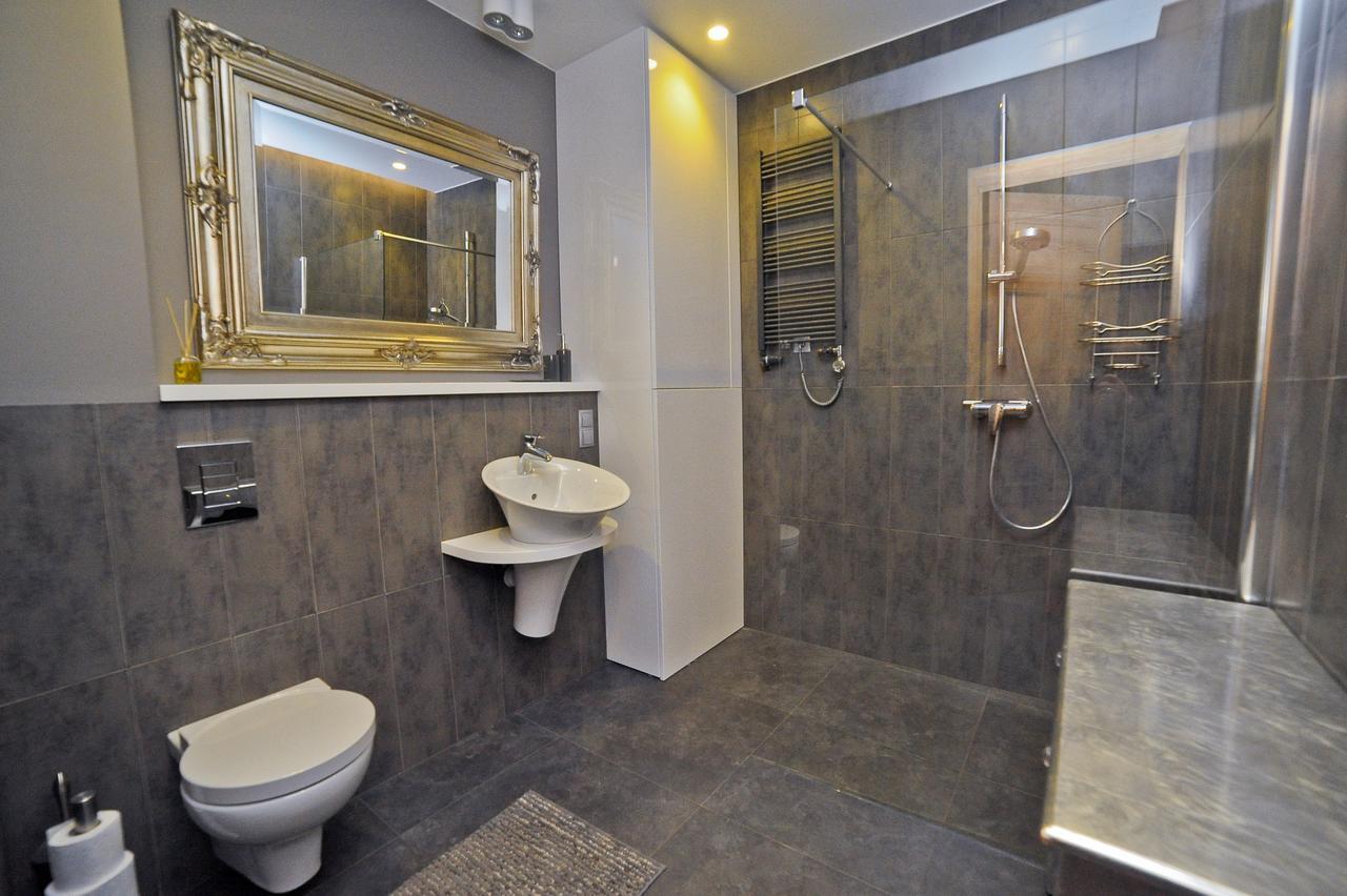 Africana By Grand Apartment *