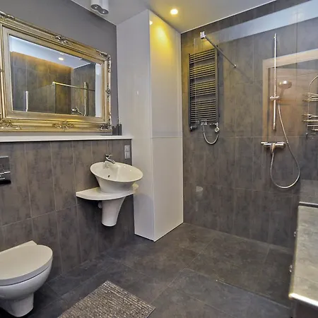 Africana Apartment By Grand Apartments Сопот Екстер'єр фото